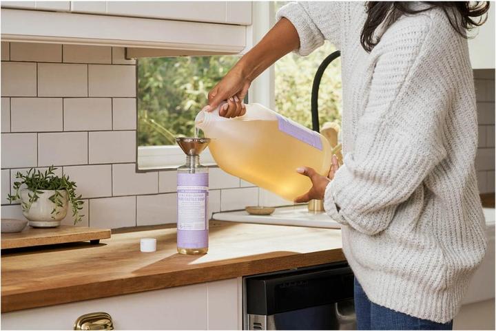 Produktbild Dr. Bronner's 18-IN-1 (Flüssigseife, 3800 ml)