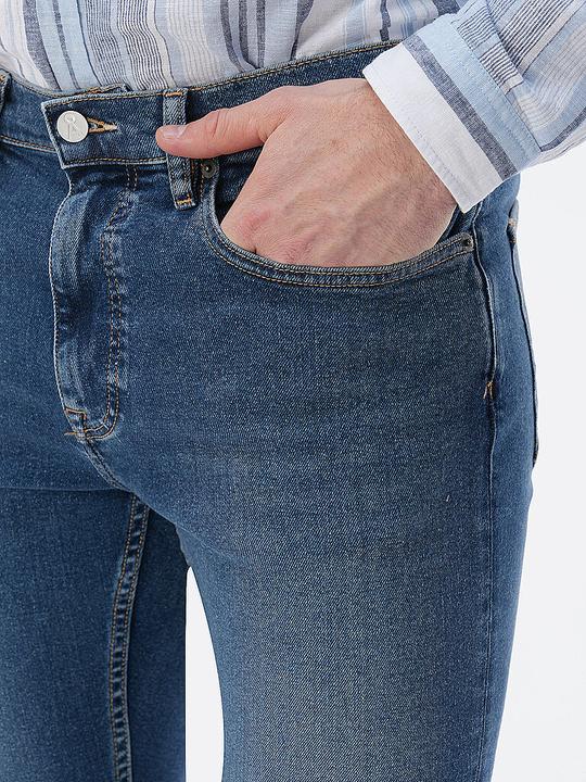 Actual product image Armedangels Aarjo Tarpa (W31/L32)