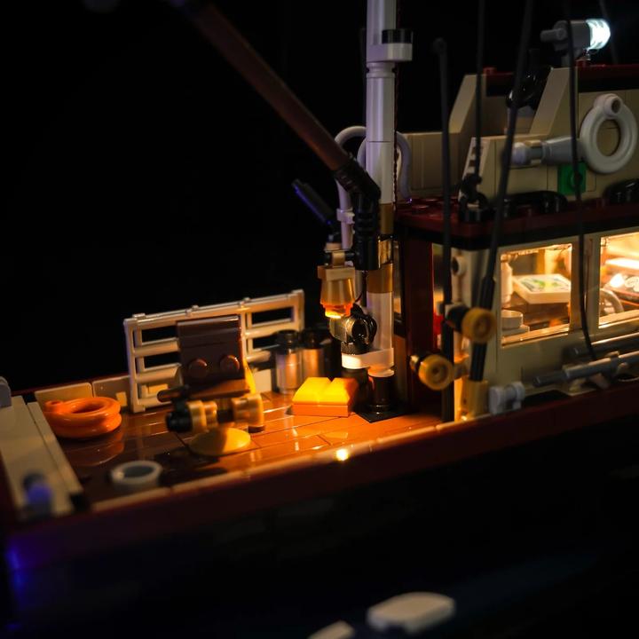 Immagine prodotto BrickBling Set di luci a LED per LEGO Jaws (21350), incluso il telecomando