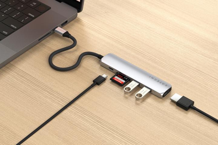Produktbild Satechi Slim 6 Multiport Hub Silver (USB-C, 6 Ports)