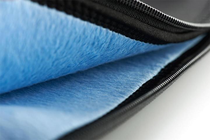 Actual product image Trunk 15.6" PC sleeve (15.60")