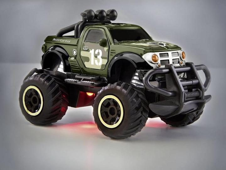 Actual product image Revell Field Hunter