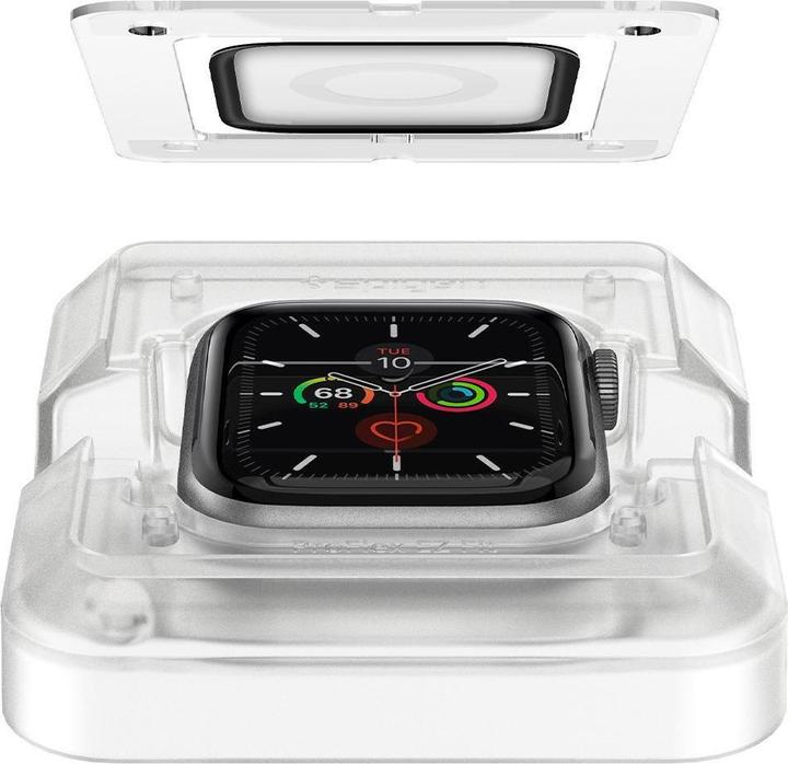 Produktbild Spigen Proflex Ez Fit Hybrid Glas Auf Der Apple Watch 4