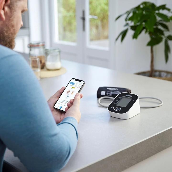 Actual product image Omron M2 Intelli IT+ (Blood pressure monitor upper arm)