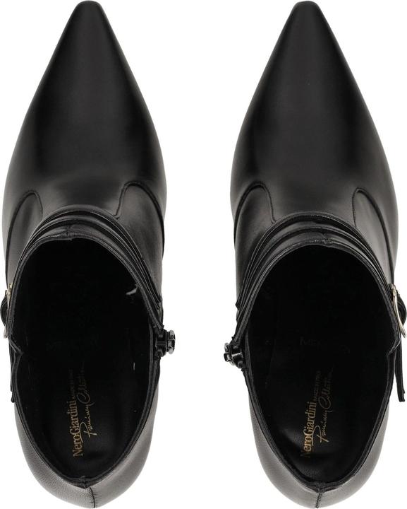Actual product image Nero Giardini Stiefelette (41)