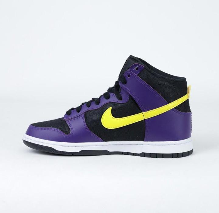 Produktbild Nike Schuhe Dunk HI PRM EMB (42)
