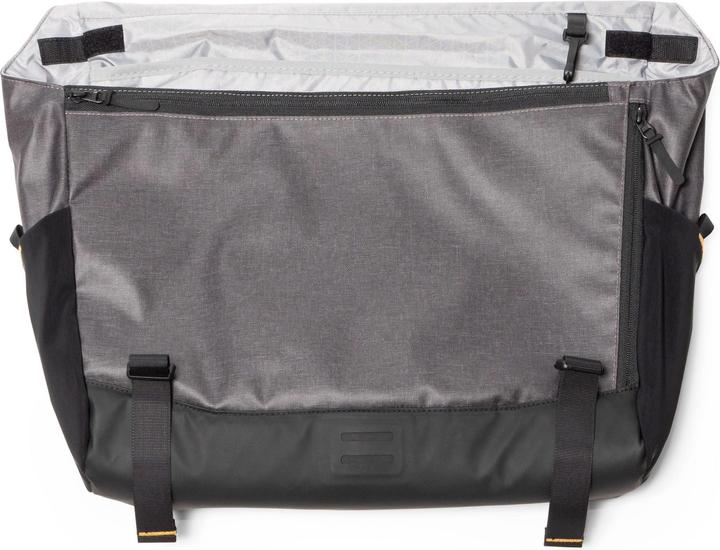 Actual product image Burley Luggage carrier Travoy Transit-Bag top