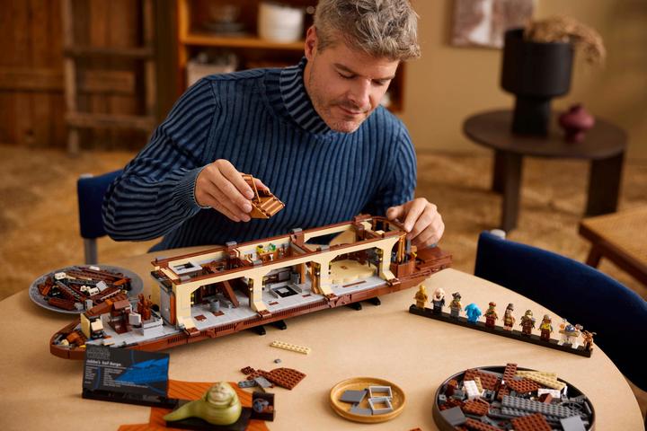 Actual product image LEGO Jabba's sailing barge (75397, LEGO Rare Sets, LEGO Star Wars)