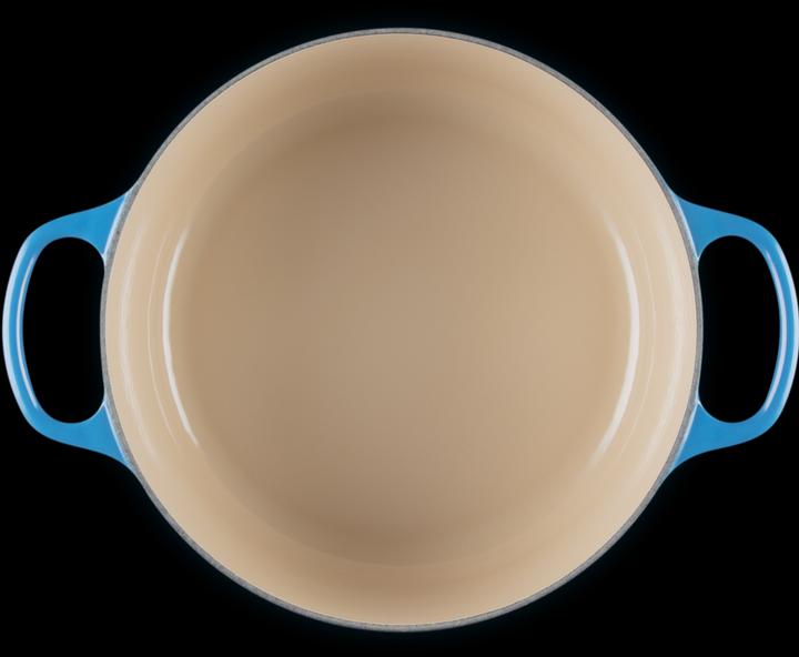 Actual product image Le Creuset Signature (24 cm, Casserole + Stewpot, Enamel)