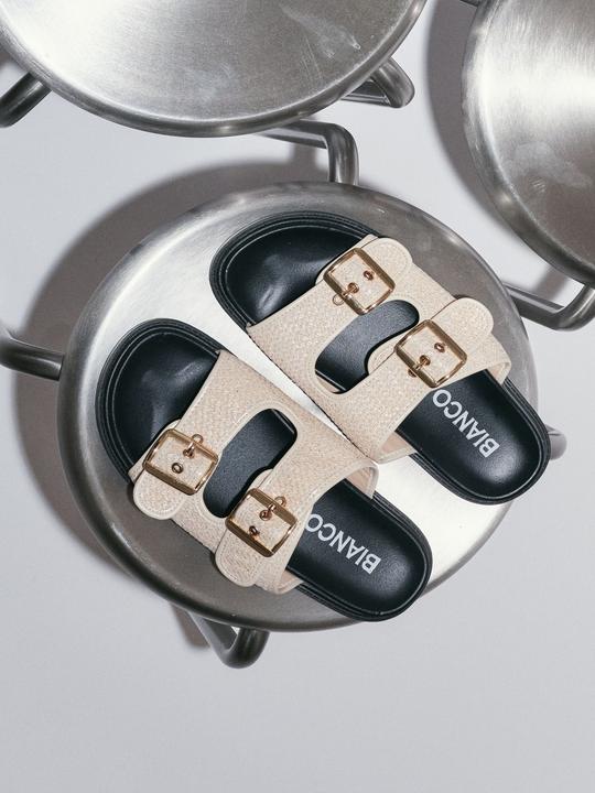Actual product image Bianco BIAOSLO Pantolette (37)