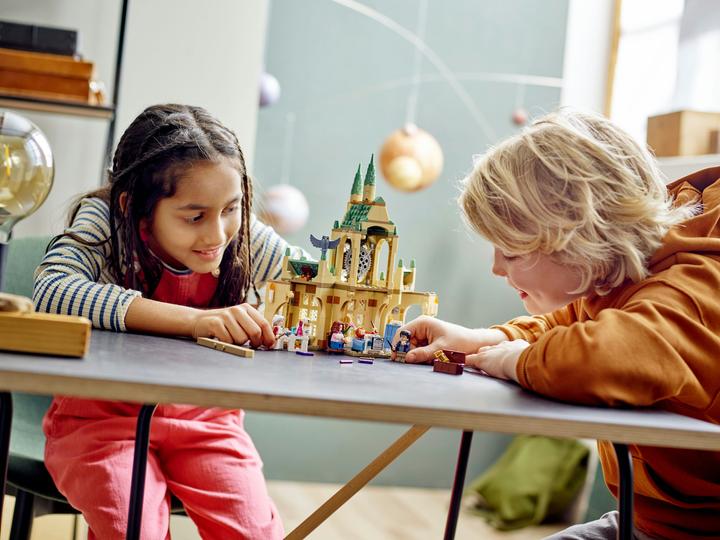 Immagine prodotto LEGO Ala dell'ospedale di Hogwarts (76398, LEGO Harry Potter)