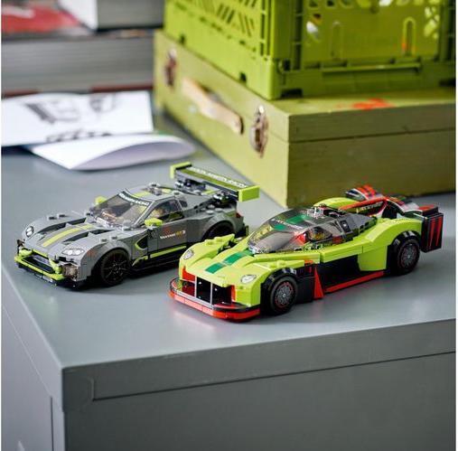Produktbild LEGO Aston Martin Valkyrie AMR Pro & Aston Martin Vantage GT3 (76910, LEGO Speed Champions)