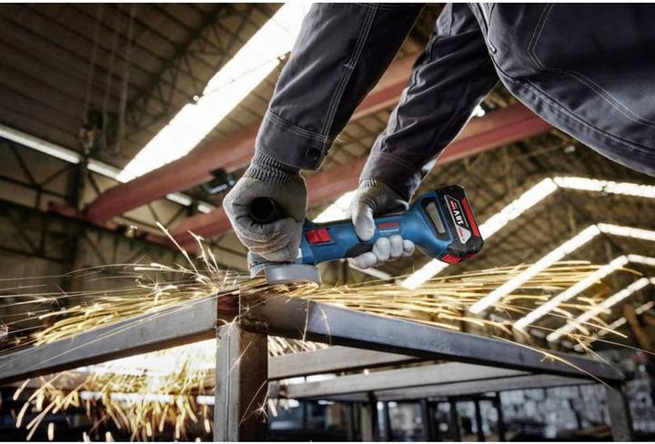 Produktbild Bosch Professional Bosch Winkelschleifer GWS 18V-8 (2x5,0Ah, L) (125 mm)