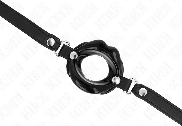Produktbild Pipedream KINK - LIP 8 CM KNEBEL MIT SCHWARZEM KUNSTLEDERBAND 63 x 2 CM VERSTELLBAR 39-58 CM