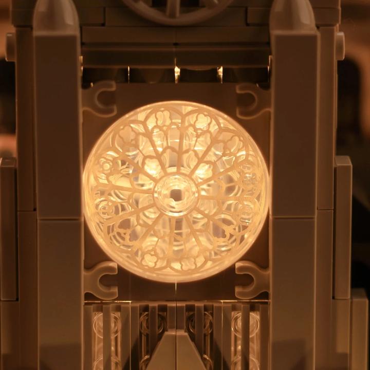 Image du produit BrickBling Kit d'éclairage LED pour LEGO Notre-Dame de Paris (21061) incl. télécommande