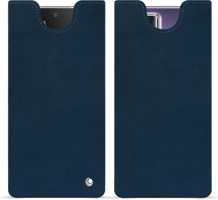 Blu méditerranéen ( Pantone #0E3043 )
