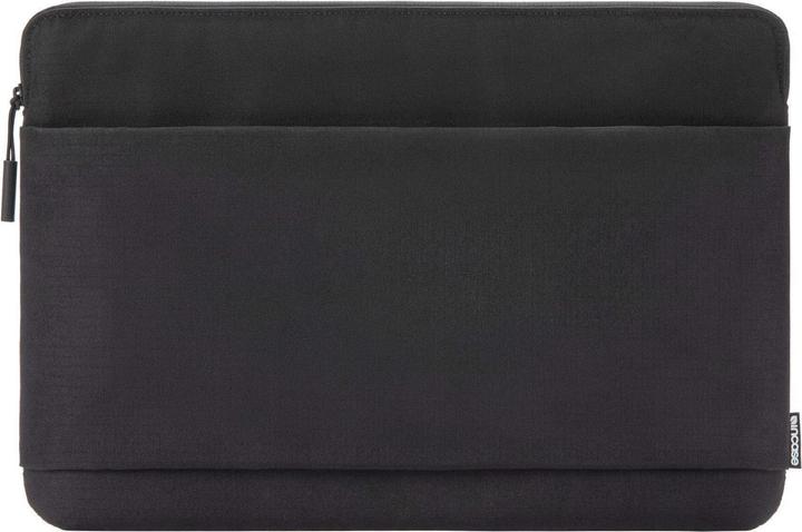 Actual product image Incase Go (16", Apple)
