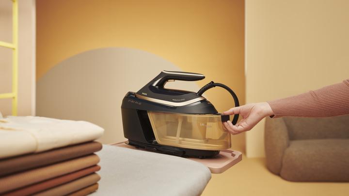 Actual product image Philips PerfectCare 6000 Series PSG6064/80 (2400 W, 600 g/min)