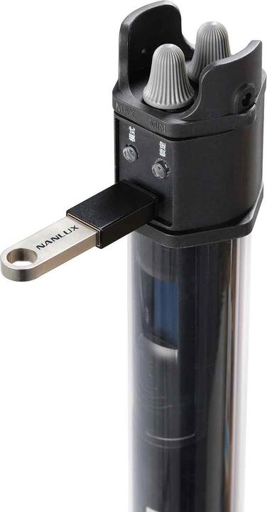 Produktbild Nanlite PavoTube II 15C 4KIT (Videoleuchte, Studioleuchte, Stableuchte)
