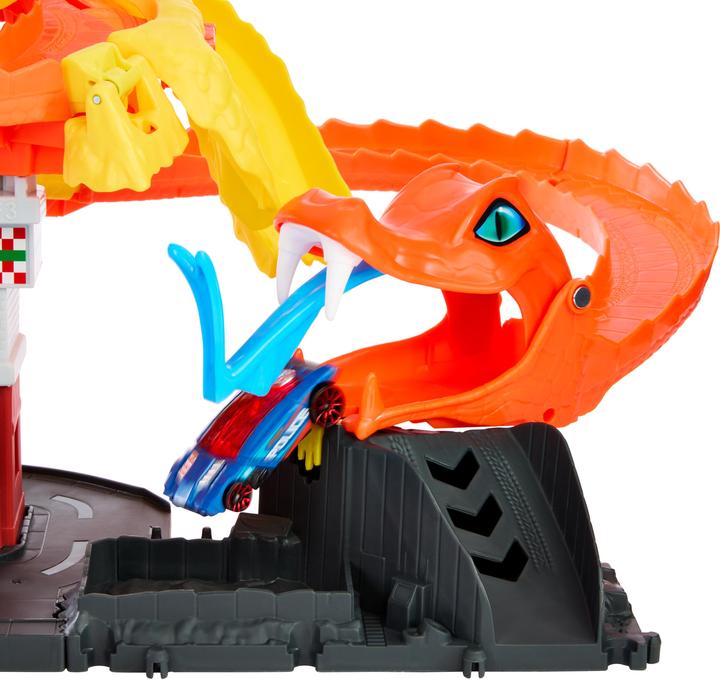 Actual product image Hot Wheels City Cobra Slam Pizza Attack