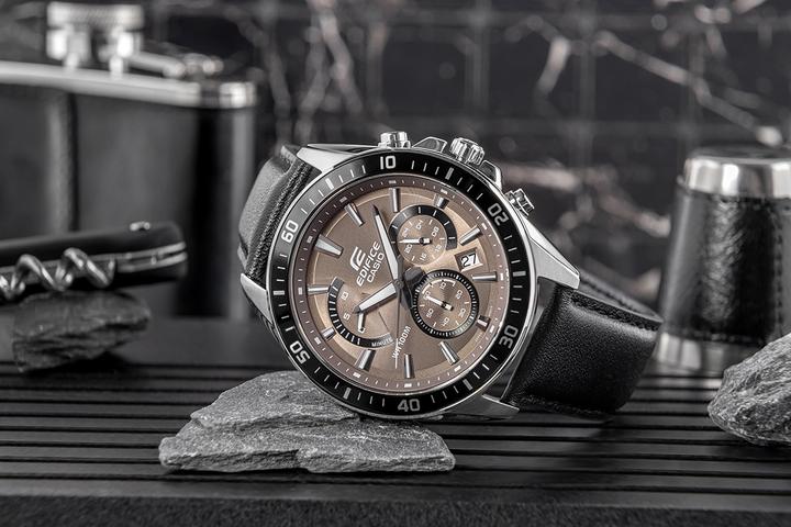 Immagine prodotto Casio EFR-552L-5AVUEF (Cronografo, 47 mm)