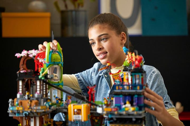 Produktbild LEGO Die Märkte von Ninjago City (71799, LEGO Ninjago, LEGO Seltene Sets)