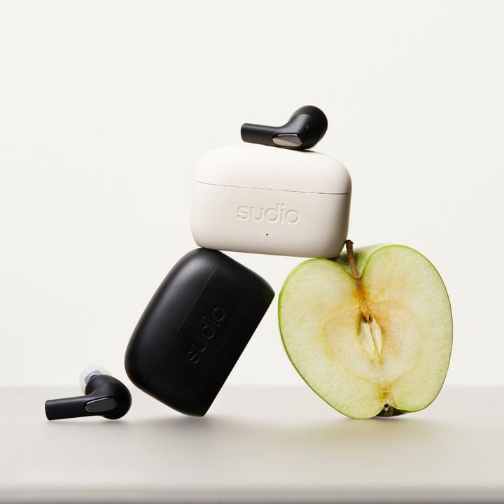 Actual product image Sudio E3 White (ANC, 6.50 h, Cable)