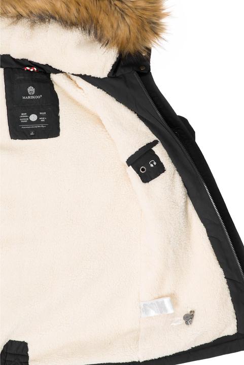 Actual product image Marikoo Akira (S)