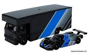Actual product image Hot Wheels Car Culture: Team Transport Sauber Mercedes C9 & Fleet Flyer
