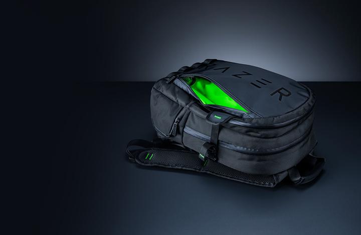 Actual product image Razer Rogue Backpack V3 - Chromatic Edition (20 l)