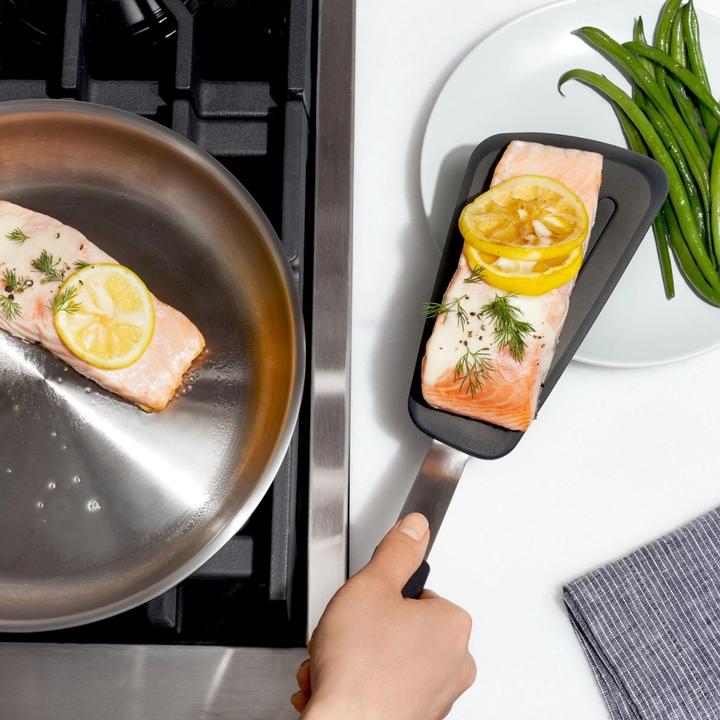 Actual product image OXO Good grips omelette Turner