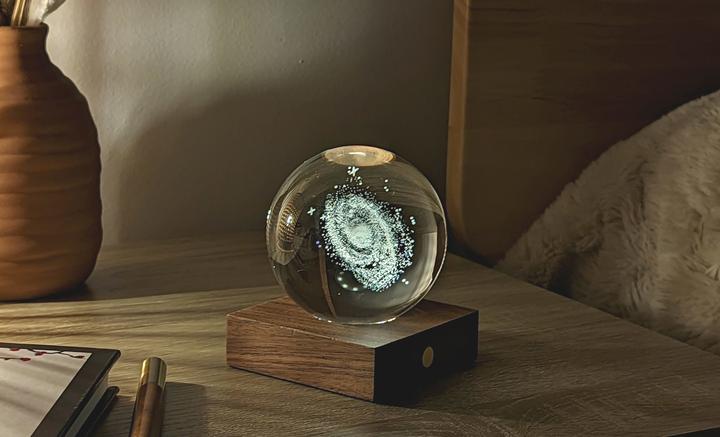 Actual product image Gingko Amber Crystal (2900 lm)