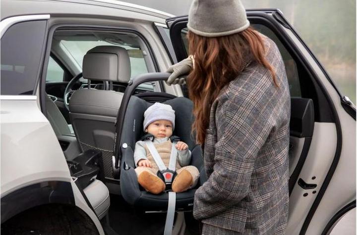 Actual product image Maxi-Cosi Cabriofix i-Size (Baby car seat, ECE R129/i-Size Standard)