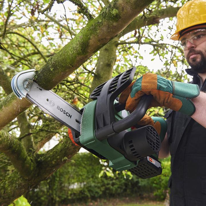 Actual product image Bosch Home & Garden Universal Chain (Battery chain saw)