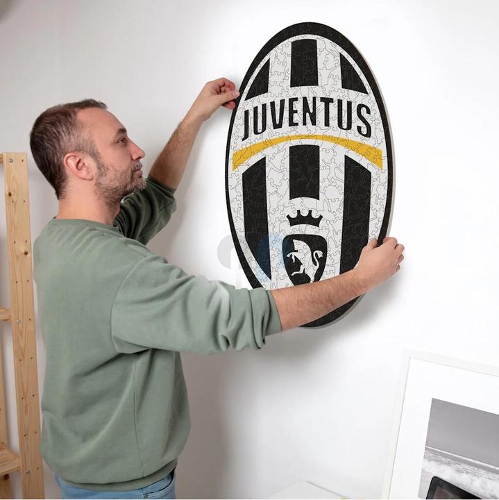 Produktbild Iconic Juventus FC - Retro Logo - Holz Puzzle Grösse M (270 Teile) (270 Teile)