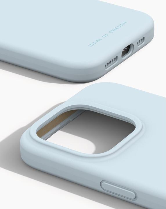Actual product image iDeal Of Sweden Silicone Case (Apple iPhone 15 Pro)