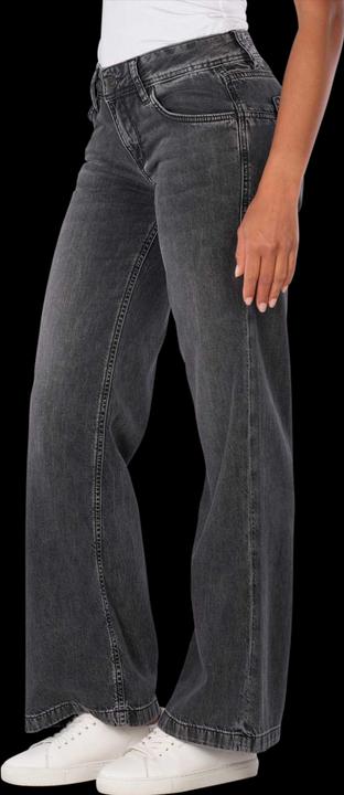 Actual product image Herrlicher 10022361 (W31/L32)