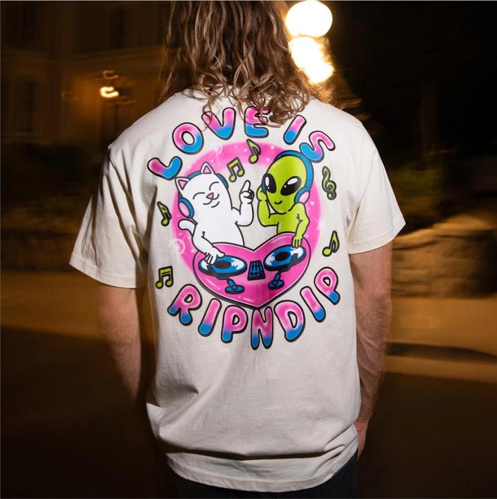 Immagine prodotto RipnDip Maglietta Love is Ripndip (M)