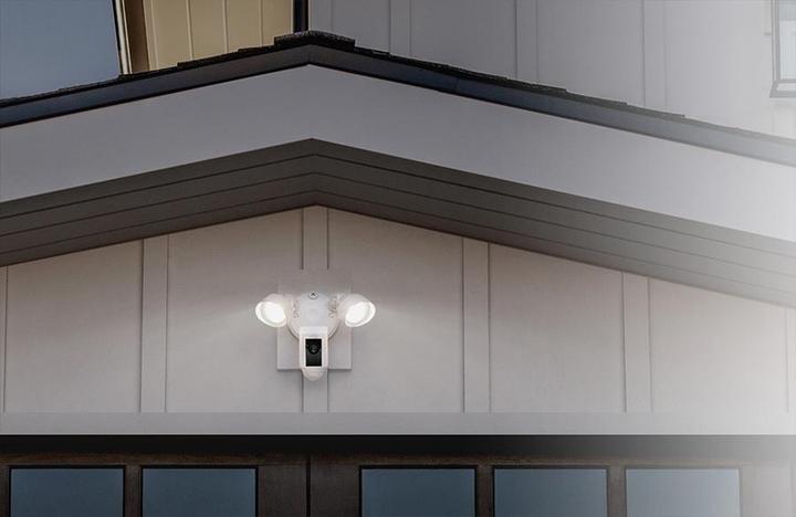 Actual product image Ring Floodlight Cam (1920 x 1080 Pixels)