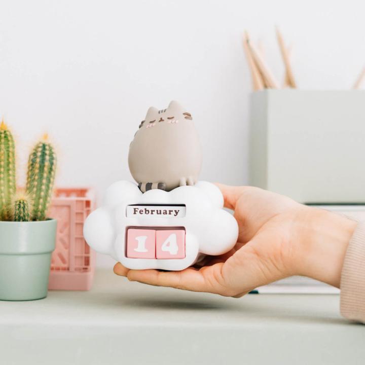 Produktbild NoName PUSHEEN - Calendrier Perpétuel 3D en Résine - '10x12x13cm' (10 x 13 cm, Harter Einband)