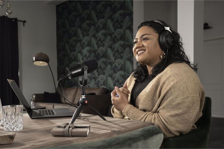 Produktbild Shure MV7 Podcast Kit