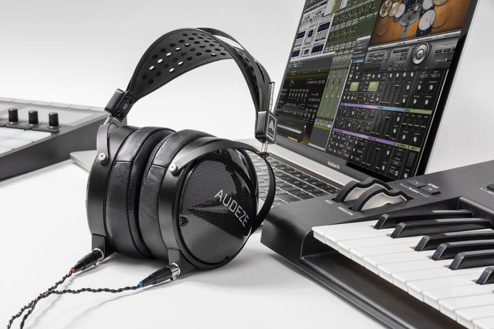 Actual product image Audeze LCD-XC (Cable)
