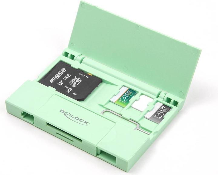 Actual product image Delock 91015 - Card Reader USB 5 Gbps USB Type-C Type-A for SD and Micro SD memory cards (USB-C 3.2 Gen 1)