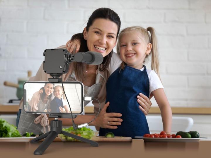 Produktbild DigiPower Vlogging Kit Follow Me (4-teilig) (Kunststoff)