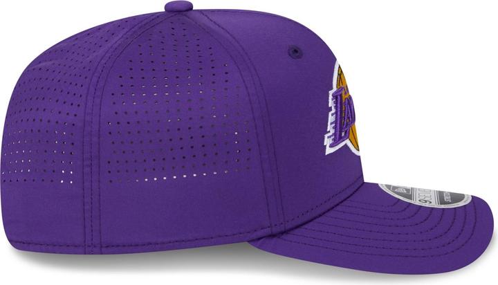 Actual product image New Era 9Seventy Stretch Cap PERFORMANCE Los Angeles Lakers