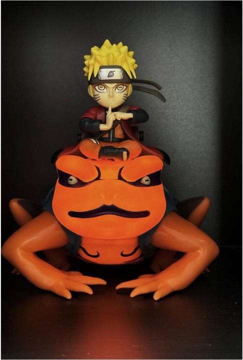 Actual product image Teknofun Naruto Shippuden lamp Naruto and Gamakishi 20 cm
