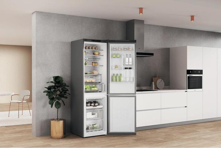 Actual product image Whirlpool Fridge-freezer W7X 93A OX 1 (367 l)