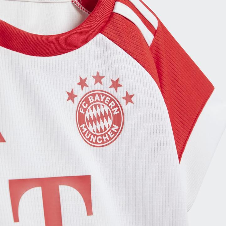 Image du produit adidas FC Bayern Mnchen Jeu de maillots pour bébés - (74)
