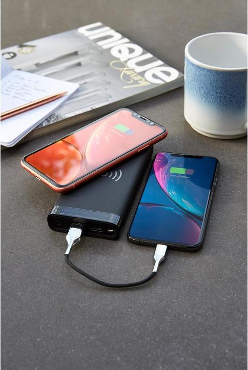 Actual product image Cygnett ChargeUp swift 10K Wireless QI Portable Power Bank - black (10000 mAh, 15 W, 37 Wh)