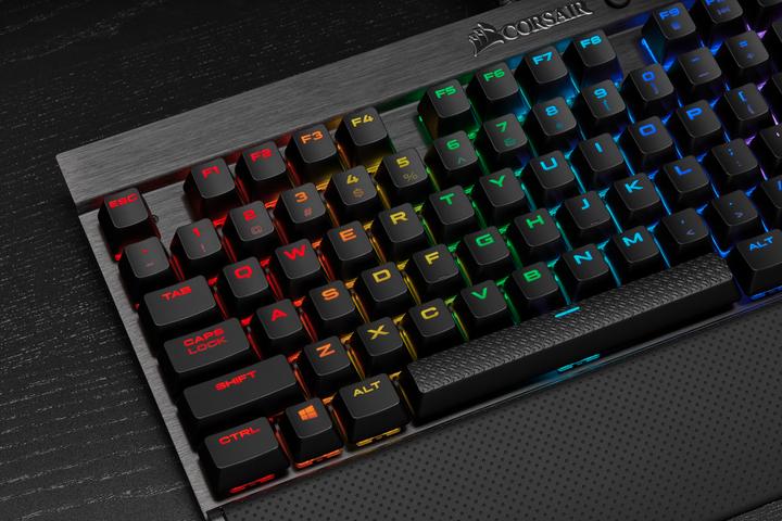 Produktbild Corsair K65 Rapidfire (DE, Kabelgebunden)